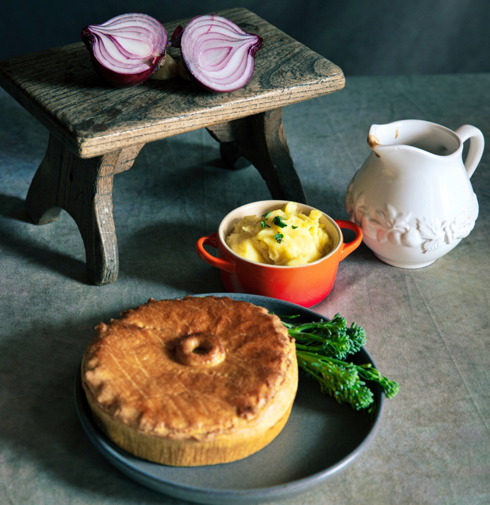 Minced Beef & Onion Pie