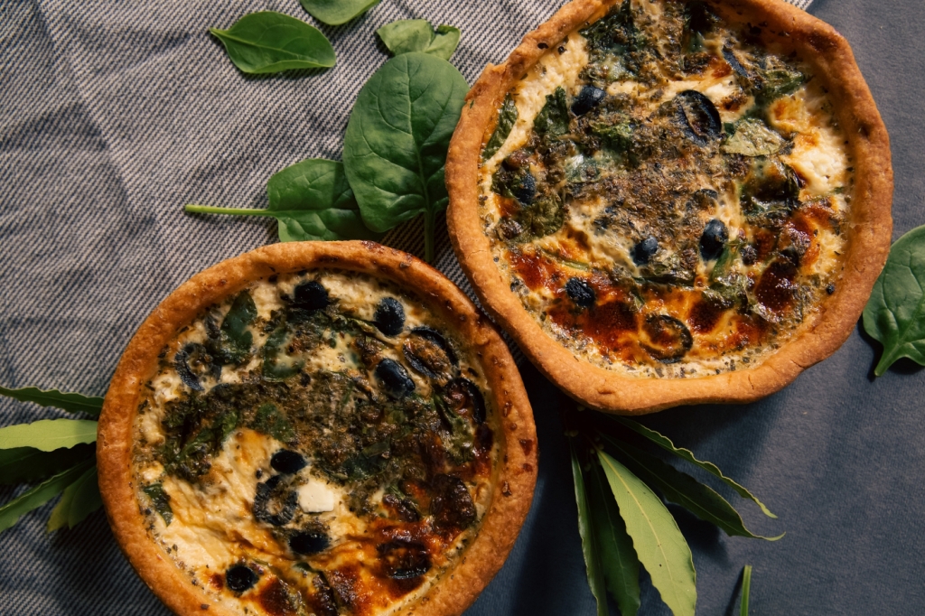 Greek Style Feta, Black Olive, Red Onion & Spinach Quiche - Image 2